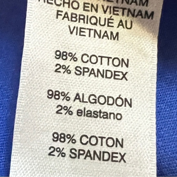 Chico’s brilliant blue button-down shirt with 3/4th sleeves. Sz 3. Preowned. EUC - Picture 8 of 8